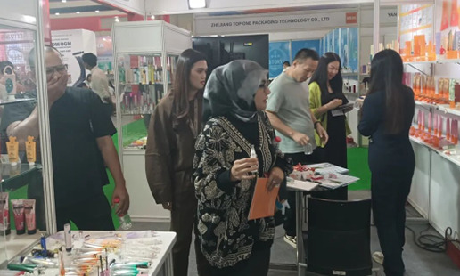 A Summitek Technology obteve grande sucesso na feira comercial da Indon&eacute;sia, garantindo pedidos de diversas marcas.