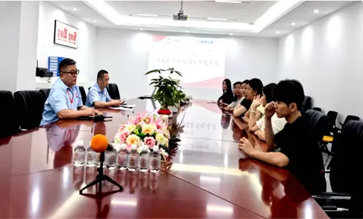 Explore o local industrial e desperte seus sonhos de habilidades - Bem-vindo ao Qingyuan Technician College &agrave; SummitekTechnology!