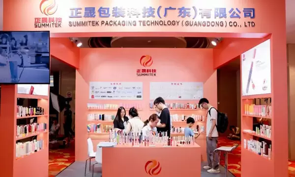 Summitek Technology ganha pr&ecirc;mio de "F&aacute;brica do Ano"